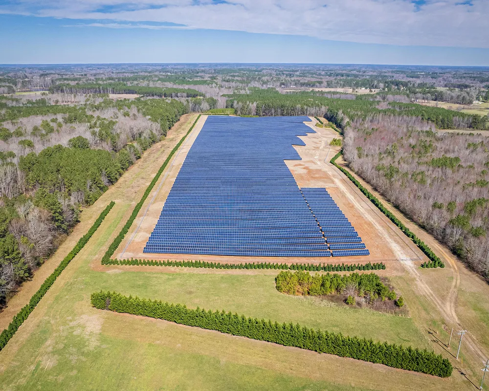 THE ROLE OF COMMUNITIES IN ENERGY PROJECTS